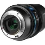 SIRUI OBIETTIVO 40MM T1.8 1.33X S35 AF ANAMORFICH LENS E MOUNT BLUE FLARE