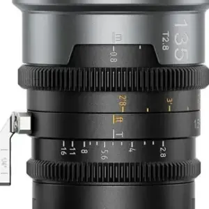 IronStar 135mm t/1.9 1.5X Anamorphic Neutral Flare PL / EF
